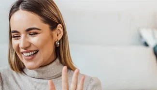 Egg donor on a virtual call to talk about her mental health.