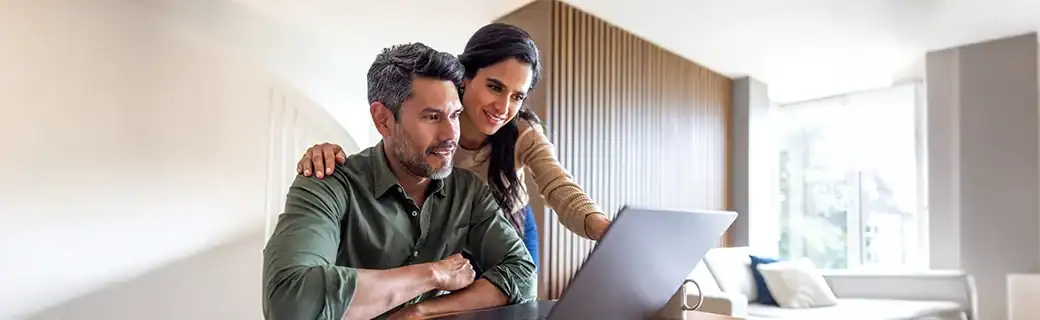 How to Read Egg Donor Profiles: A Simple Cheat Sheet for Intended Parents